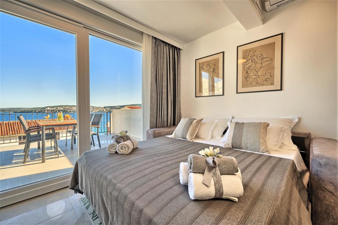 Ferienwohnung Domenico - 50 M From The Sea Donji Seget Exterior foto
