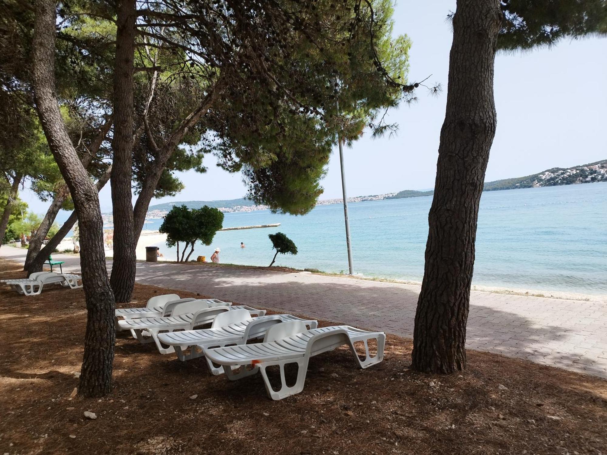 Ferienwohnung Domenico - 50 M From The Sea Donji Seget Exterior foto